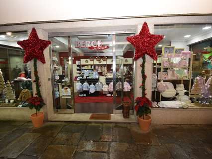 Local comercial en venta en Noia zona Rúa Carnicería comercializa Inmobiliaria Margalaica