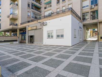 Local comercial en venta en Granada rebajado