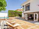 Chalet en venta en La Zubia