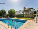 Chalet en venta en Villa del Prado