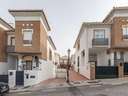 Casa en venta en La Zubia