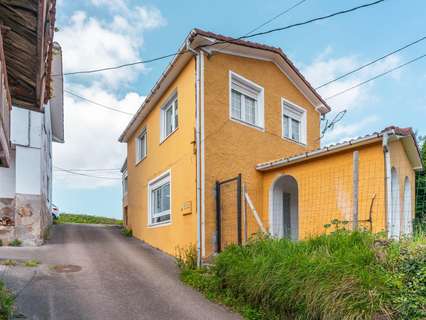 Casa en venta en Castrillón