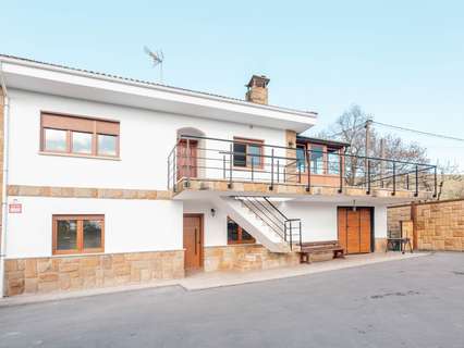 Casa en venta en Sariego