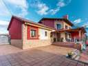 Chalet en venta en Langreo
