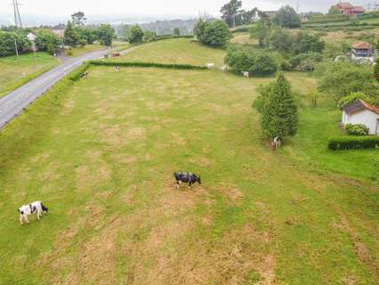 Parcela urbana en venta en Llanera