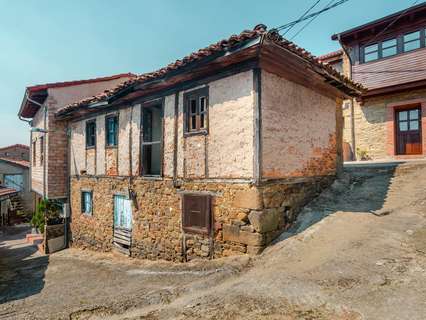 Casa en venta en Laviana