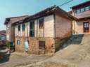 Casa en venta en Laviana
