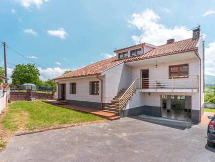 Chalet en venta en Bimenes