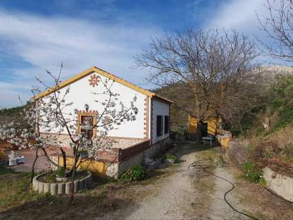 Casa en venta en Yunquera