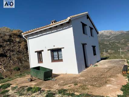 Casa en venta en Yunquera