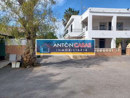 Chalet en venta en Elda