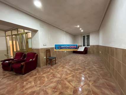 Casa en venta en Novelda