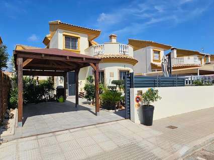 Chalet en venta en Guardamar del Segura rebajado