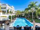 Apartamento en venta en Estepona