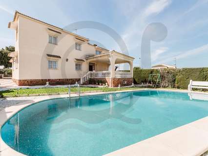 Chalet en venta en La Pobla de Vallbona