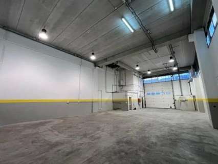 Nave industrial en alquiler en Badalona