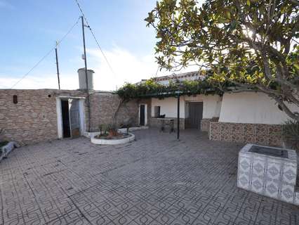Casa en venta en El Pinós/Pinoso