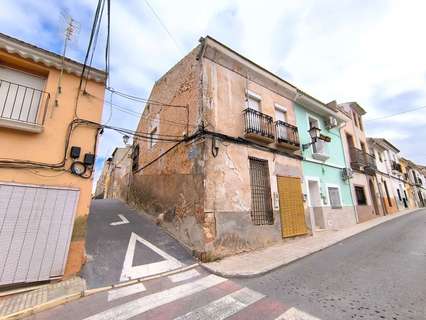 Casa en venta en El Pinós/Pinoso