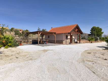 Casa en venta en El Pinós/Pinoso