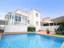 Villa en venta en Orihuela zona Orihuela-Costa