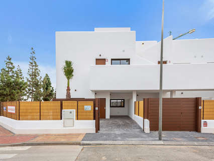 Villa en venta en Los Alcazares zona Serena Golf