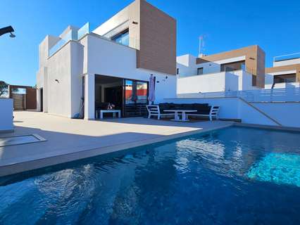 Villa en venta en Algorfa zona La Finca Golf Resort