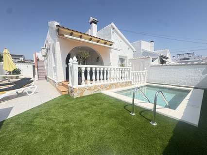 Villa en venta en Orihuela zona Orihuela-Costa rebajada