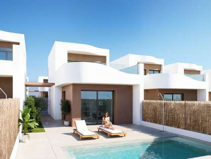 Villa en venta en Los Montesinos zona La Herrada