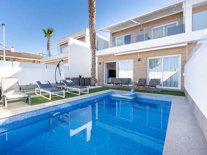 Villa en venta en San Pedro del Pinatar zona San Pedro del Pinatar - Town rebajada