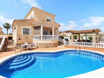 Villa en venta en Pilar de la Horadada zona Pinar De Campoverde