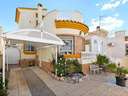 Villa en venta en Pilar de la Horadada zona Pinar De Campoverde