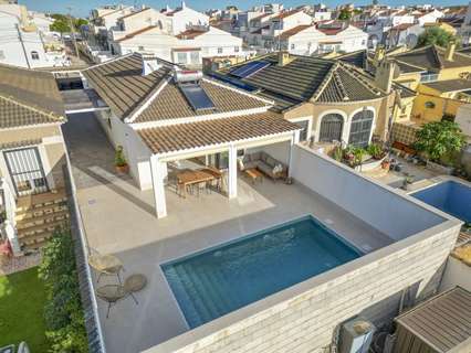 Villa en venta en Torrevieja zona El Chaparral