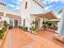 Villa en venta en Orihuela zona Orihuela-Costa