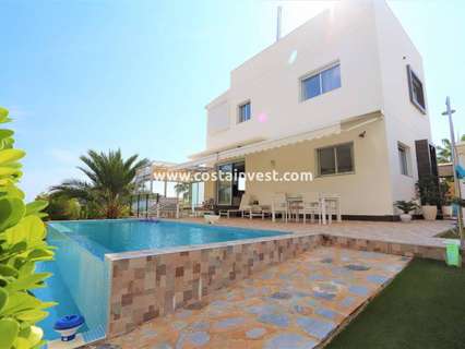 Villa en venta en Orihuela Orihuela-Costa rebajada