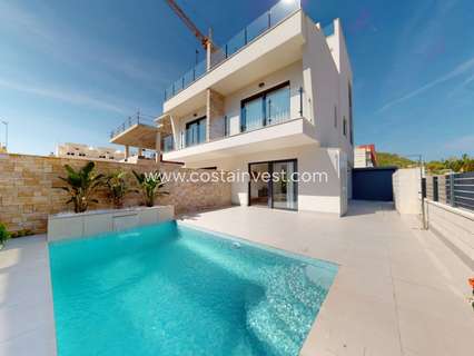 Villa en venta en Guardamar del Segura, rebajada