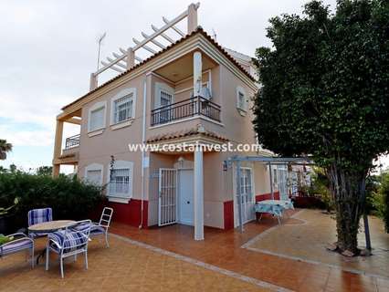 Casa en venta en Orihuela zona Orihuela-Costa, rebajada