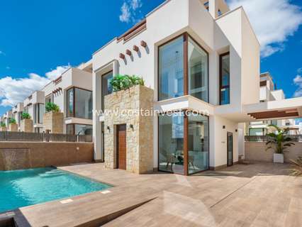 Villa en venta en Los Montesinos zona Los Montesinos