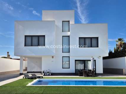 Villa en venta en Elche/Elx zona La Marina