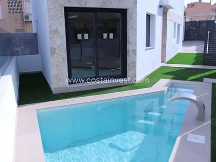 Villa en venta en Torrevieja zona La Mata