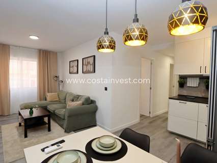 Apartamento en venta en Torrevieja zona Playa de Los Locos