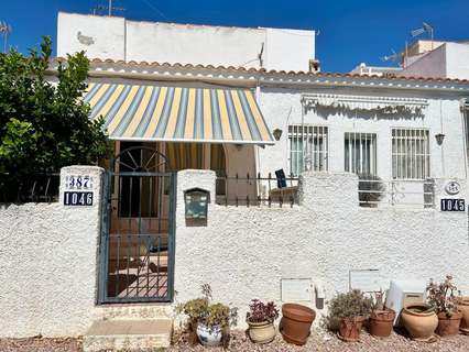 Casa en venta en Torrevieja zona La Siesta