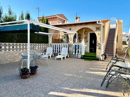 Villa en venta en Torrevieja zona La Siesta
