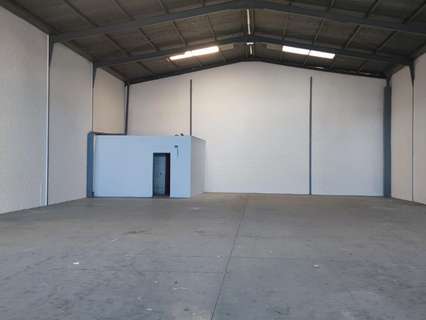 Nave industrial en alquiler en Dos Hermanas