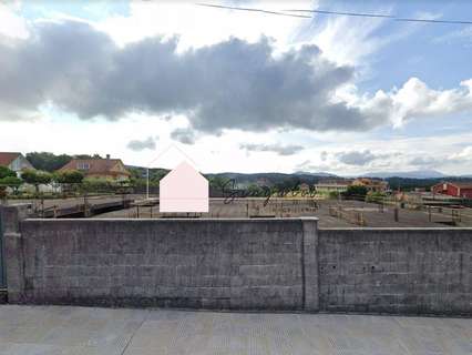 Parcela rústica en venta en O Rosal