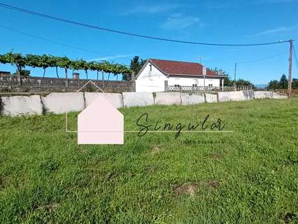 Parcela rústica en venta en Tui