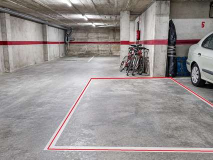 Plaza de parking en venta en Roses
