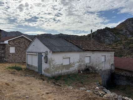 Casa en venta en Vegacervera