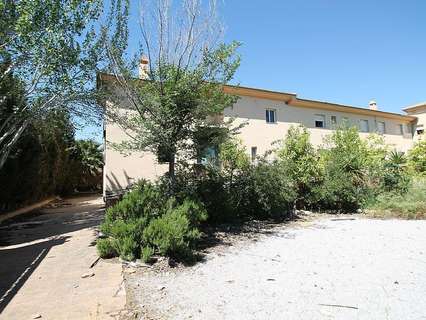 Edificio en venta en Cúllar Vega rebajado