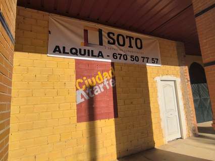 Local comercial en alquiler en Atarfe