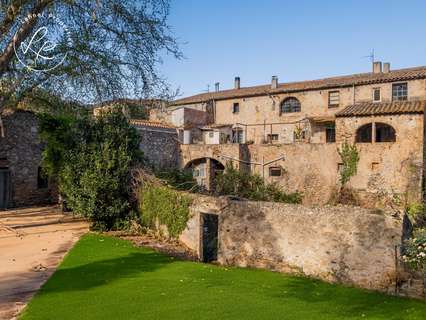 Casa en venta en Boadella i les Escaules